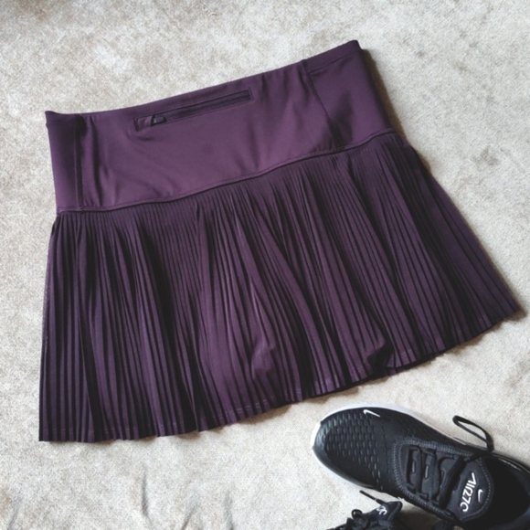 Athleta High Rise A-Game pleated mesh skort 13.5” in eggplant purple, si… - Picture 3 of 11